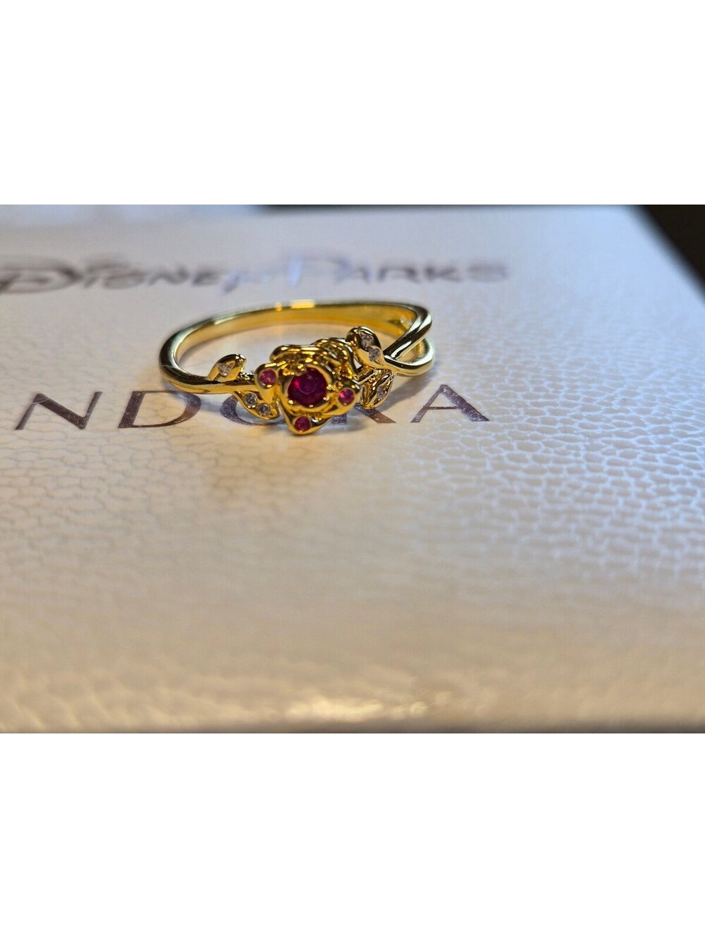 Pandora Disney belle rose Ring cubic zirconia 14k Gold-Plated